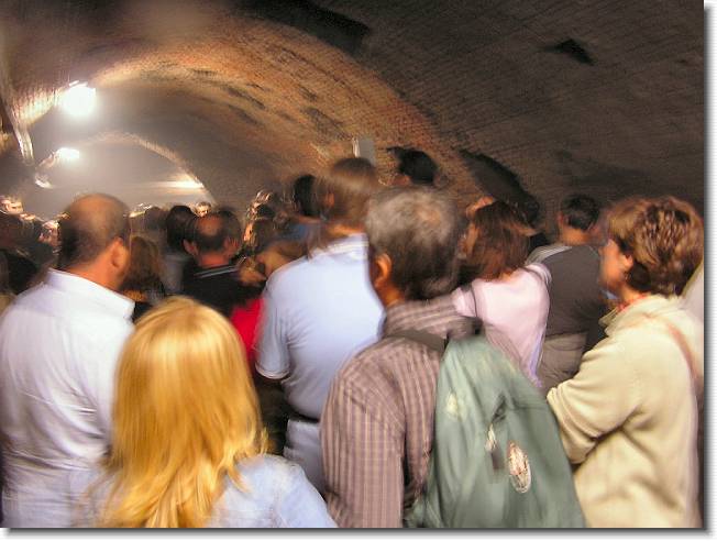 Clicca per scorrere le foto originali ingrandite