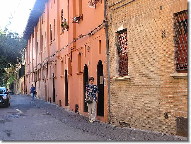 Clicca per scorrere le foto originali ingrandite