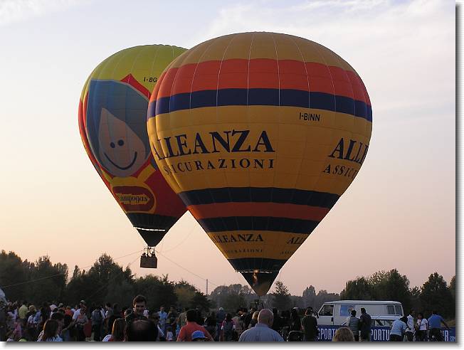 Clicca per scorrere le foto originali ingrandite