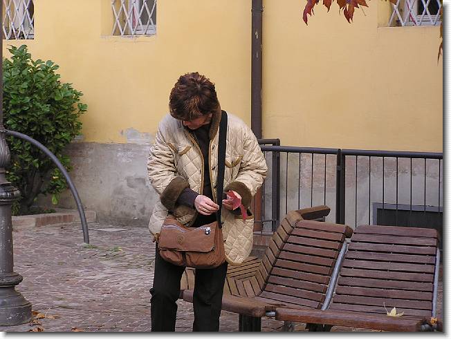 Clicca per scorrere le foto originali ingrandite