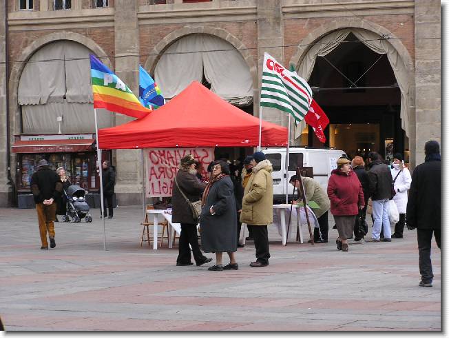 Clicca per scorrere le foto originali ingrandite