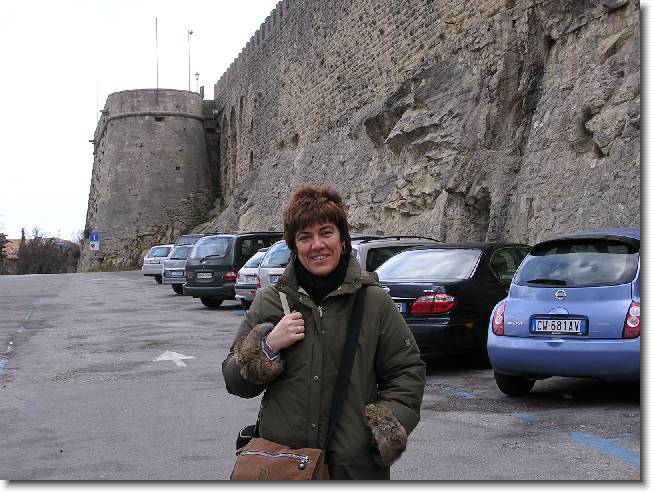 Clicca per scorrere le foto originali ingrandite