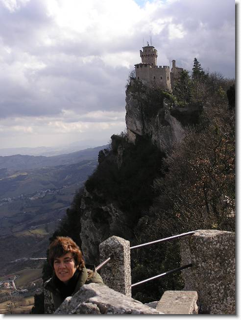 Clicca per scorrere le foto originali ingrandite