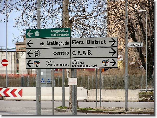 Clicca per scorrere le foto originali ingrandite