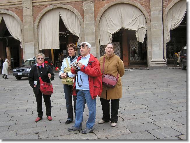 Clicca per scorrere le foto originali ingrandite