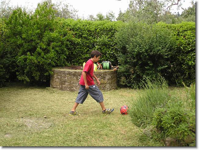 Clicca per scorrere le foto originali ingrandite