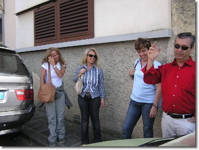 Clicca per scorrere le foto originali ingrandite