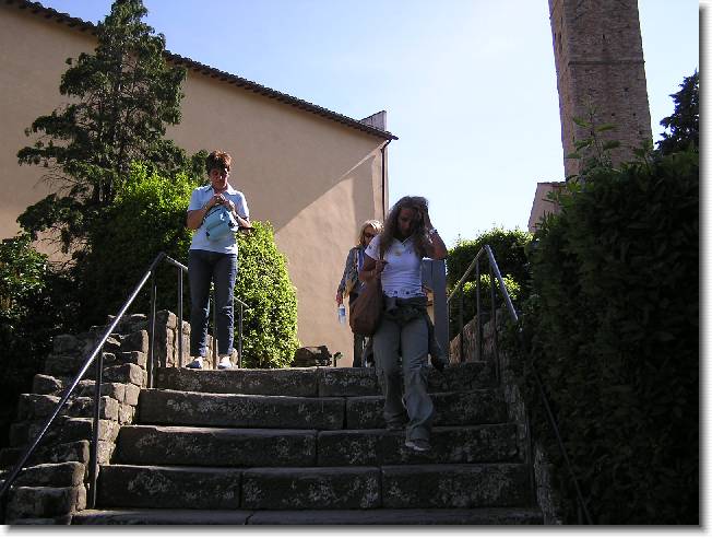 Clicca per scorrere le foto originali ingrandite