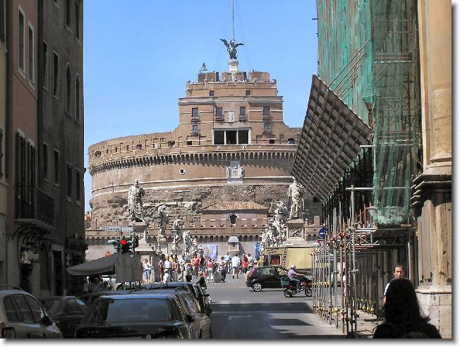 Clicca per scorrere le foto originali ingrandite