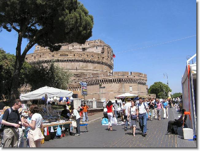 Clicca per scorrere le foto originali ingrandite
