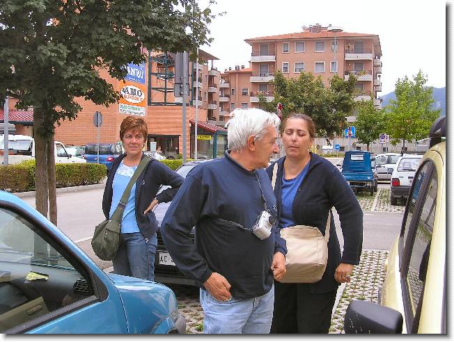 Clicca per scorrere le foto originali ingrandite
