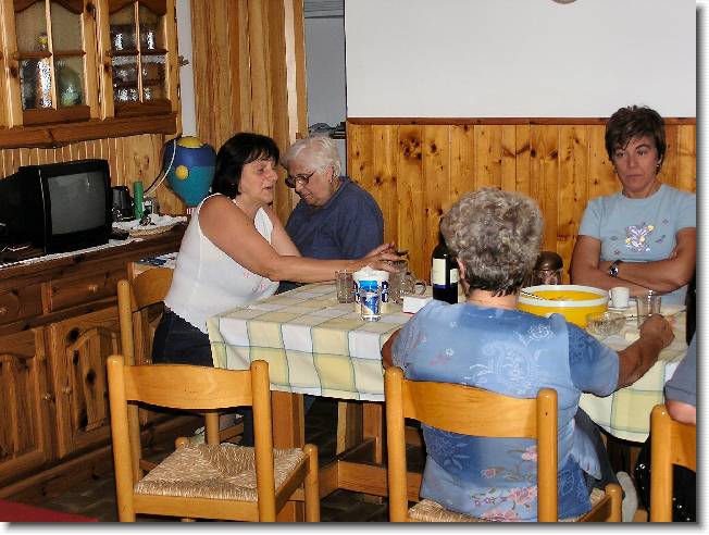 Clicca per scorrere le foto originali ingrandite