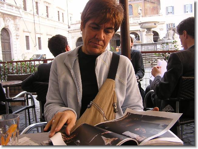 Clicca per scorrere le foto originali ingrandite