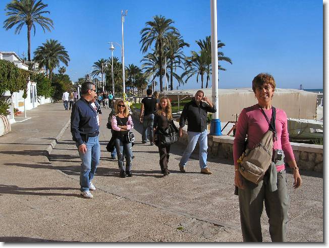 Clicca per scorrere le foto originali ingrandite