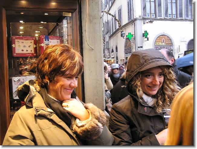 Clicca per scorrere le foto originali ingrandite