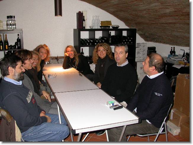 Clicca per scorrere le foto originali ingrandite