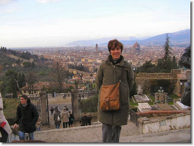 Clicca per scorrere le foto originali ingrandite
