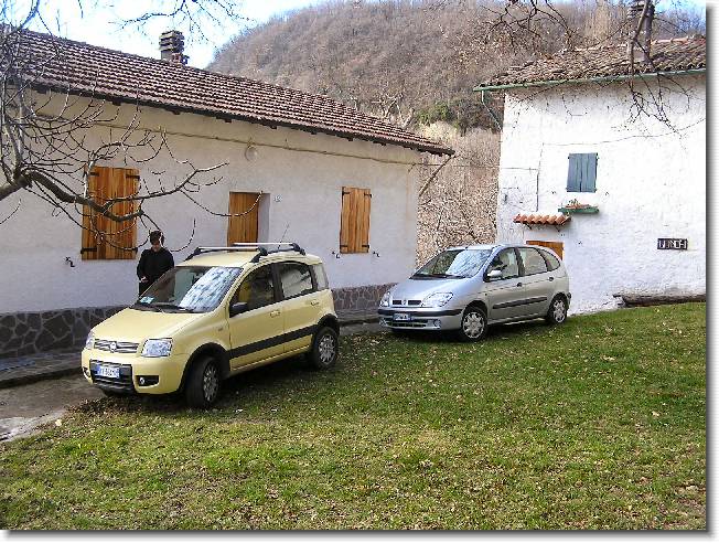 Clicca per scorrere le foto originali ingrandite