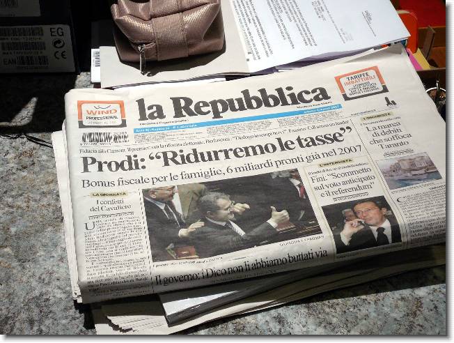 Clicca per scorrere le foto originali ingrandite