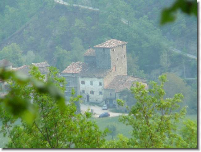 Clicca per scorrere le foto originali ingrandite