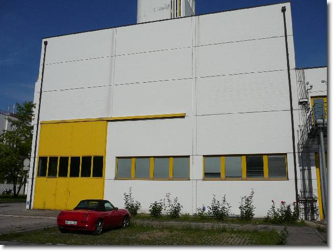 Clicca per scorrere le foto originali ingrandite