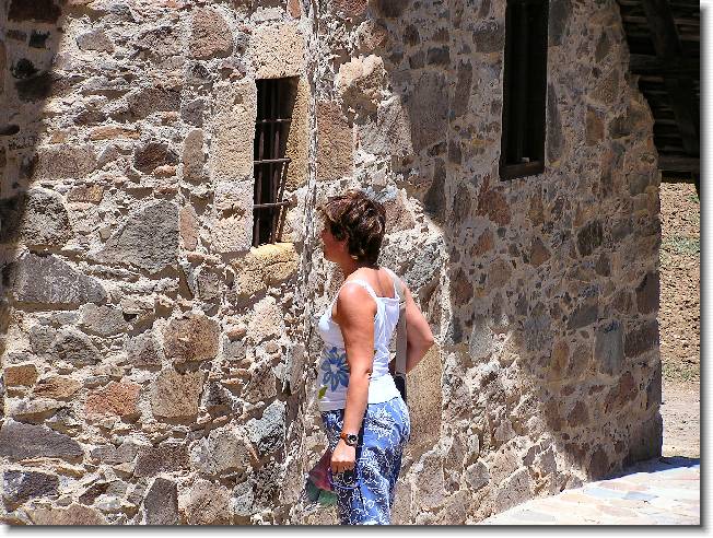 Clicca per scorrere le foto originali ingrandite