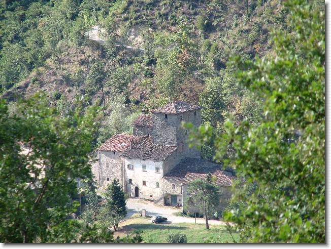 Clicca per scorrere le foto originali ingrandite