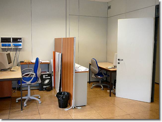 Clicca per scorrere le foto originali ingrandite