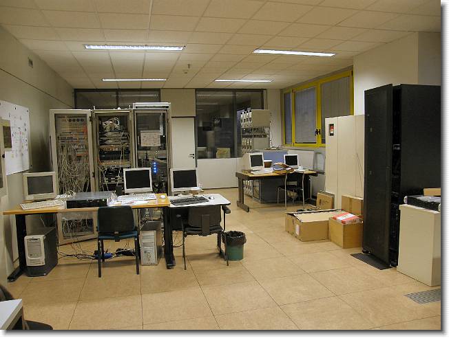 Clicca per scorrere le foto originali ingrandite