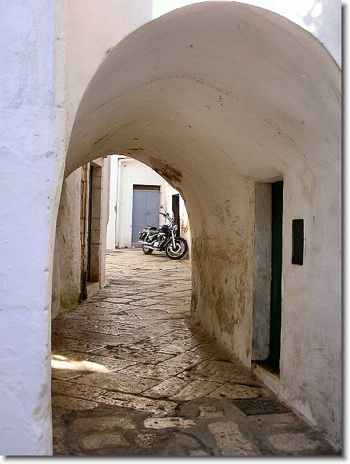 Clicca per scorrere le foto originali ingrandite