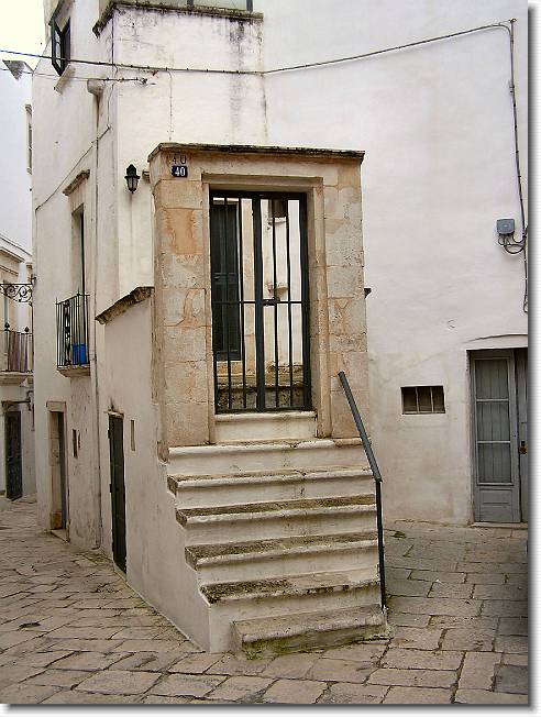 Clicca per scorrere le foto originali ingrandite