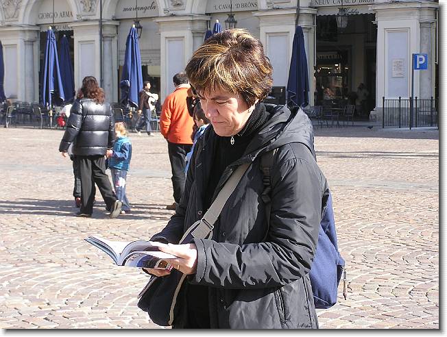 Clicca per scorrere le foto originali ingrandite