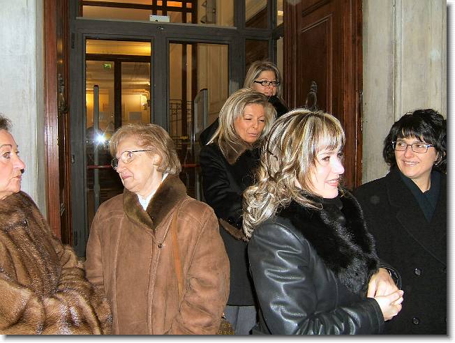 Clicca per scorrere le foto originali ingrandite