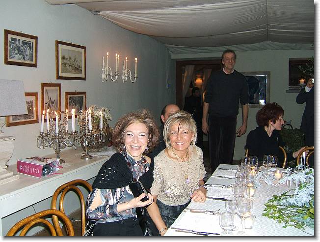 Clicca per scorrere le foto originali ingrandite