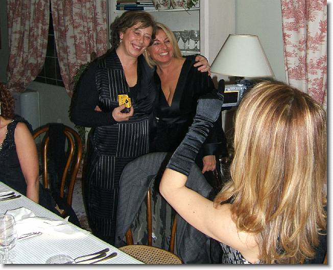 Clicca per scorrere le foto originali ingrandite