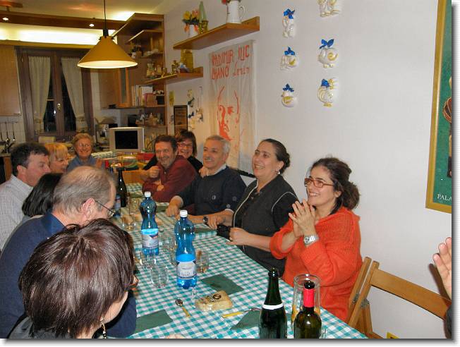 Clicca per scorrere le foto originali ingrandite