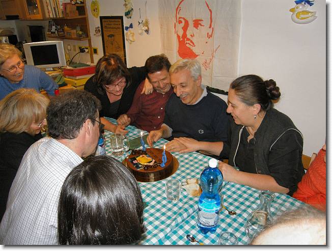 Clicca per scorrere le foto originali ingrandite