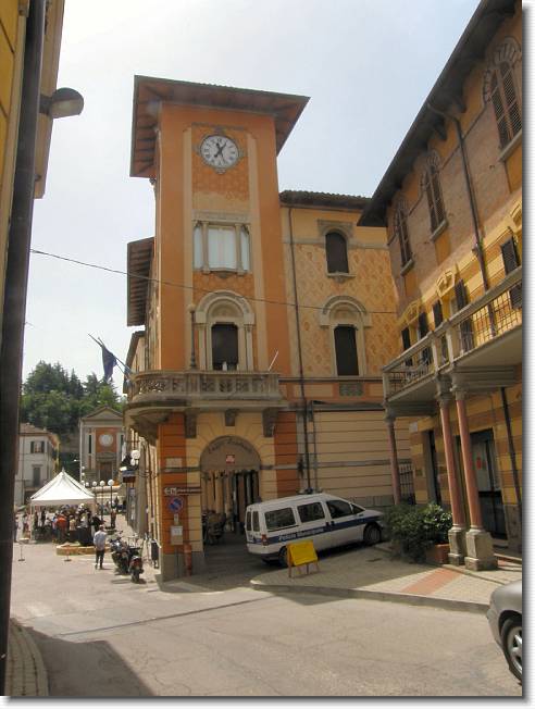 Clicca per scorrere le foto originali ingrandite