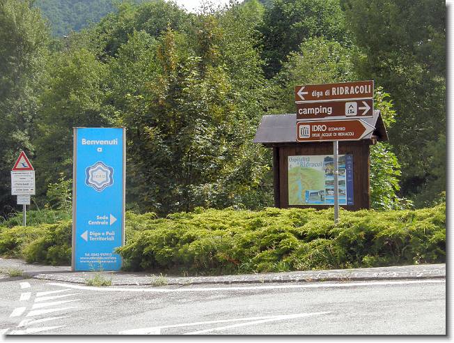 Clicca per scorrere le foto originali ingrandite