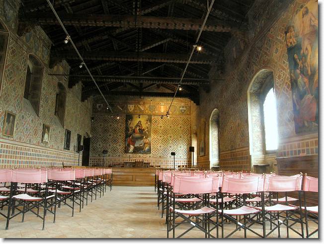 Clicca per scorrere le foto originali ingrandite