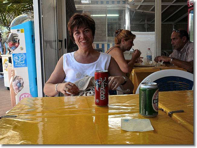 Clicca per scorrere le foto originali ingrandite