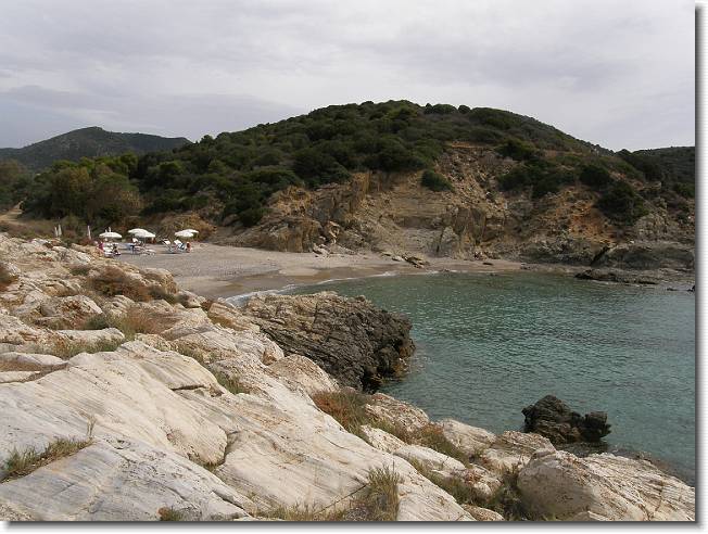 Clicca per scorrere le foto originali ingrandite