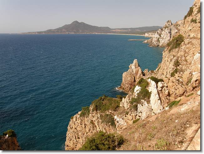Clicca per scorrere le foto originali ingrandite