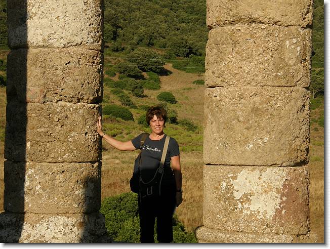 Clicca per scorrere le foto originali ingrandite