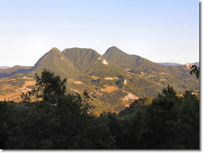 Clicca per scorrere le foto originali ingrandite