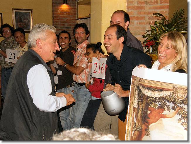 Clicca per scorrere le foto originali ingrandite