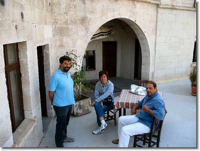 Clicca per scorrere le foto originali ingrandite