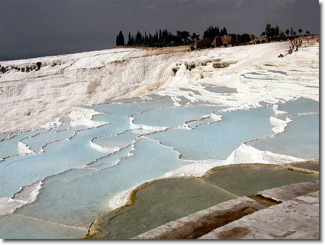Clicca per scorrere le foto originali ingrandite