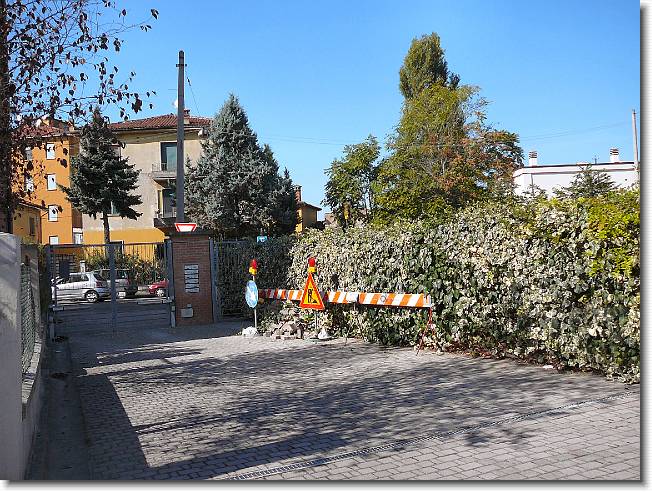 Clicca per scorrere le foto originali ingrandite