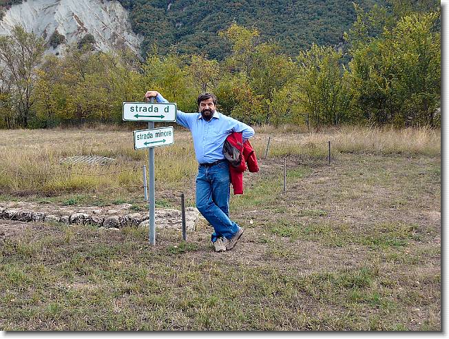Clicca per scorrere le foto originali ingrandite